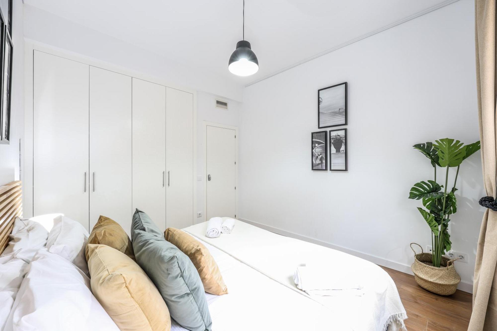 ホテル Be Coliving Madrid Centro エクステリア 写真