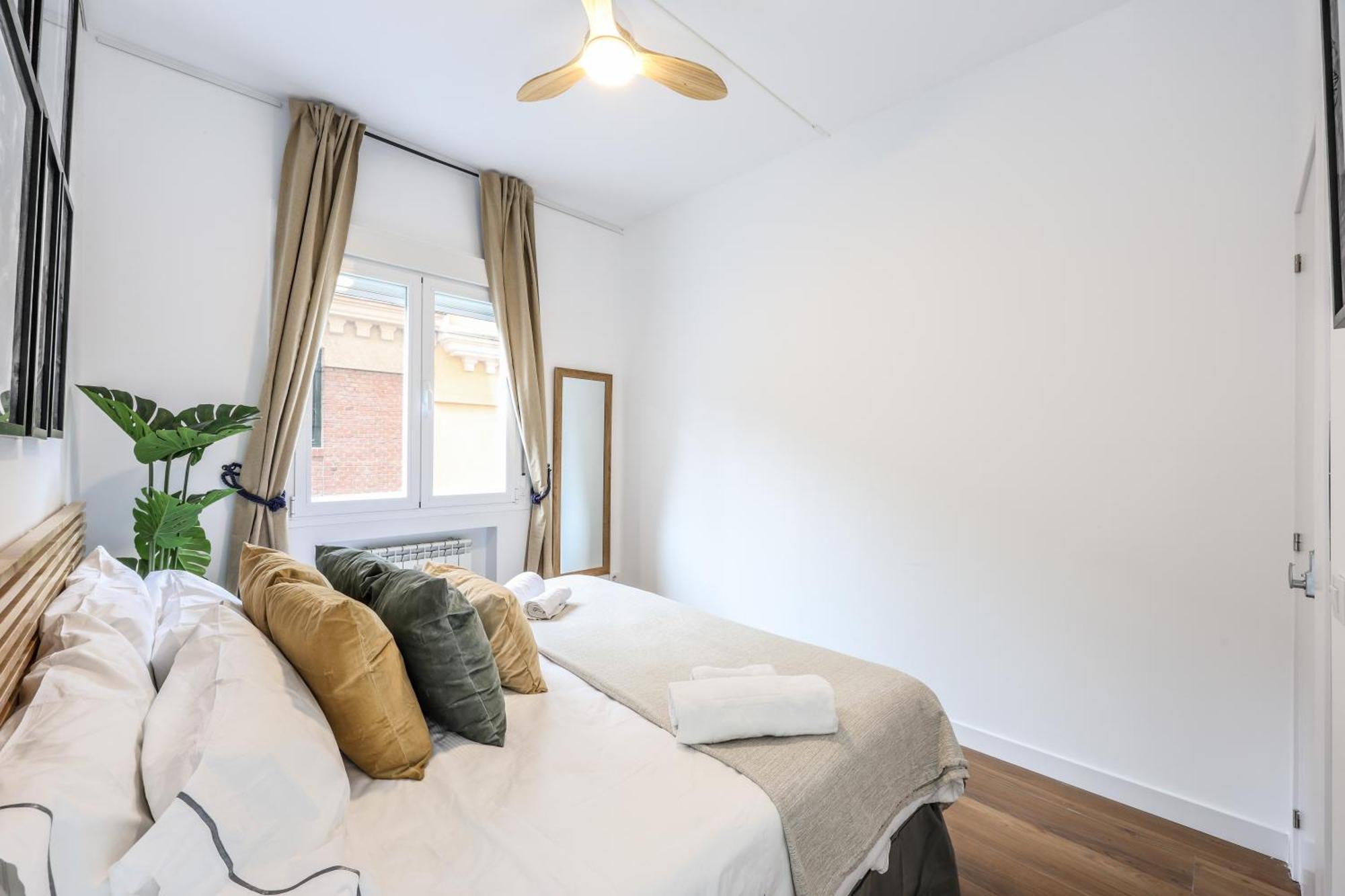 ホテル Be Coliving Madrid Centro エクステリア 写真