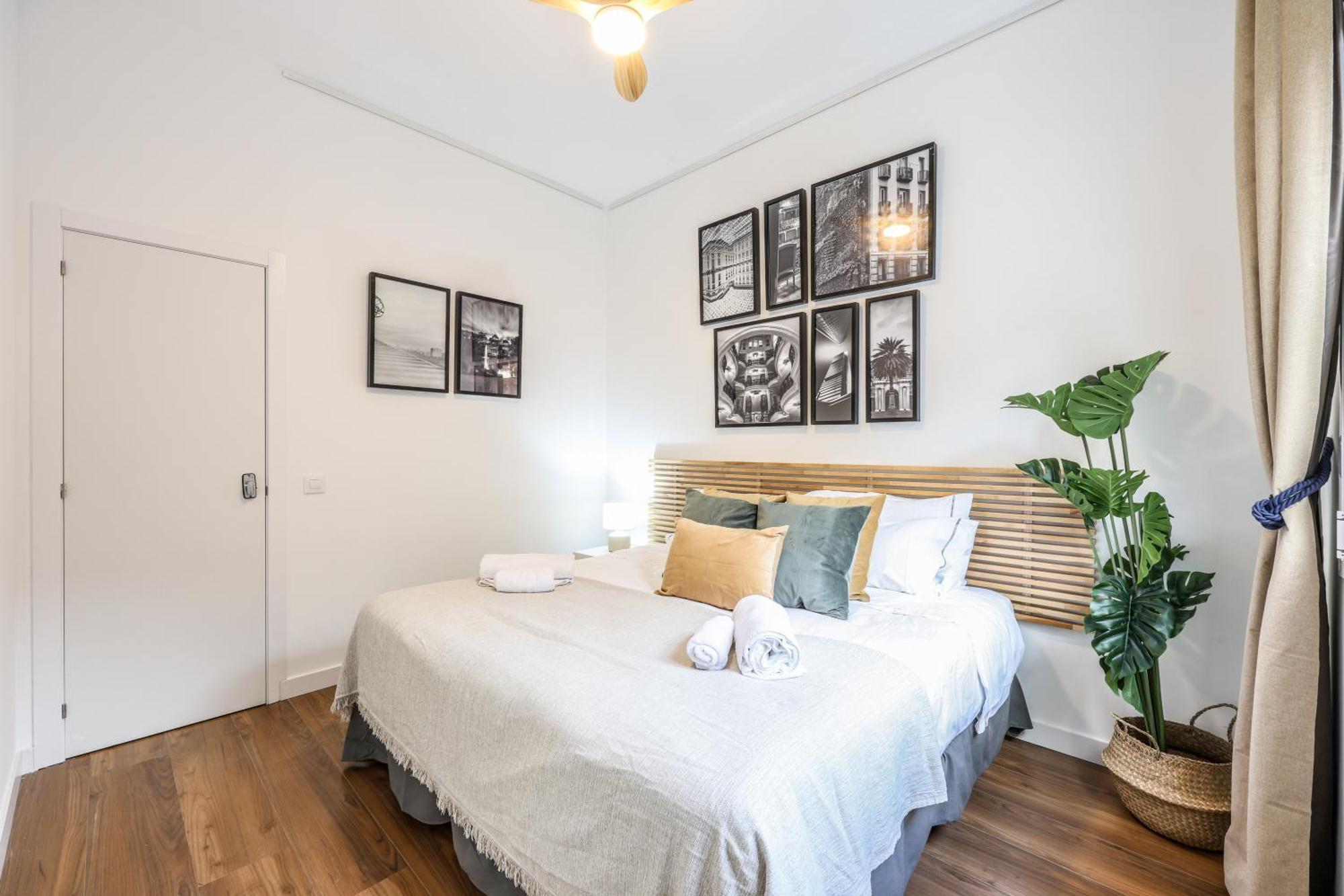 ホテル Be Coliving Madrid Centro エクステリア 写真