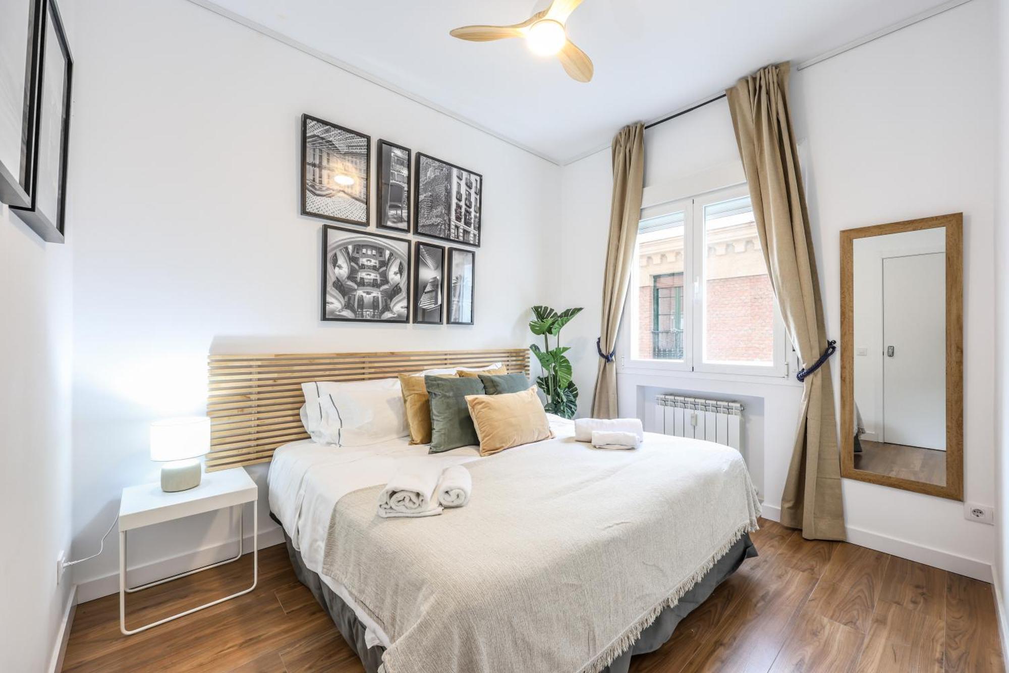 ホテル Be Coliving Madrid Centro エクステリア 写真