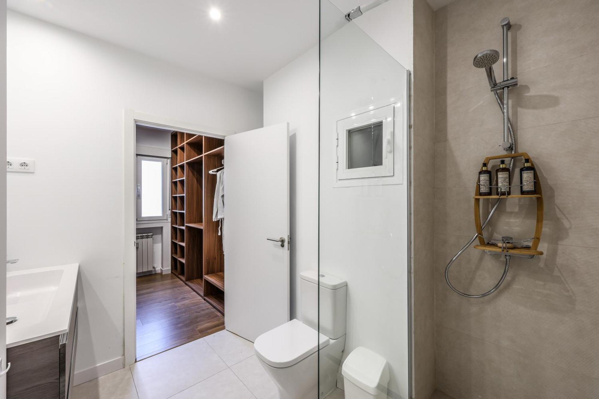 ホテル Be Coliving Madrid Centro エクステリア 写真