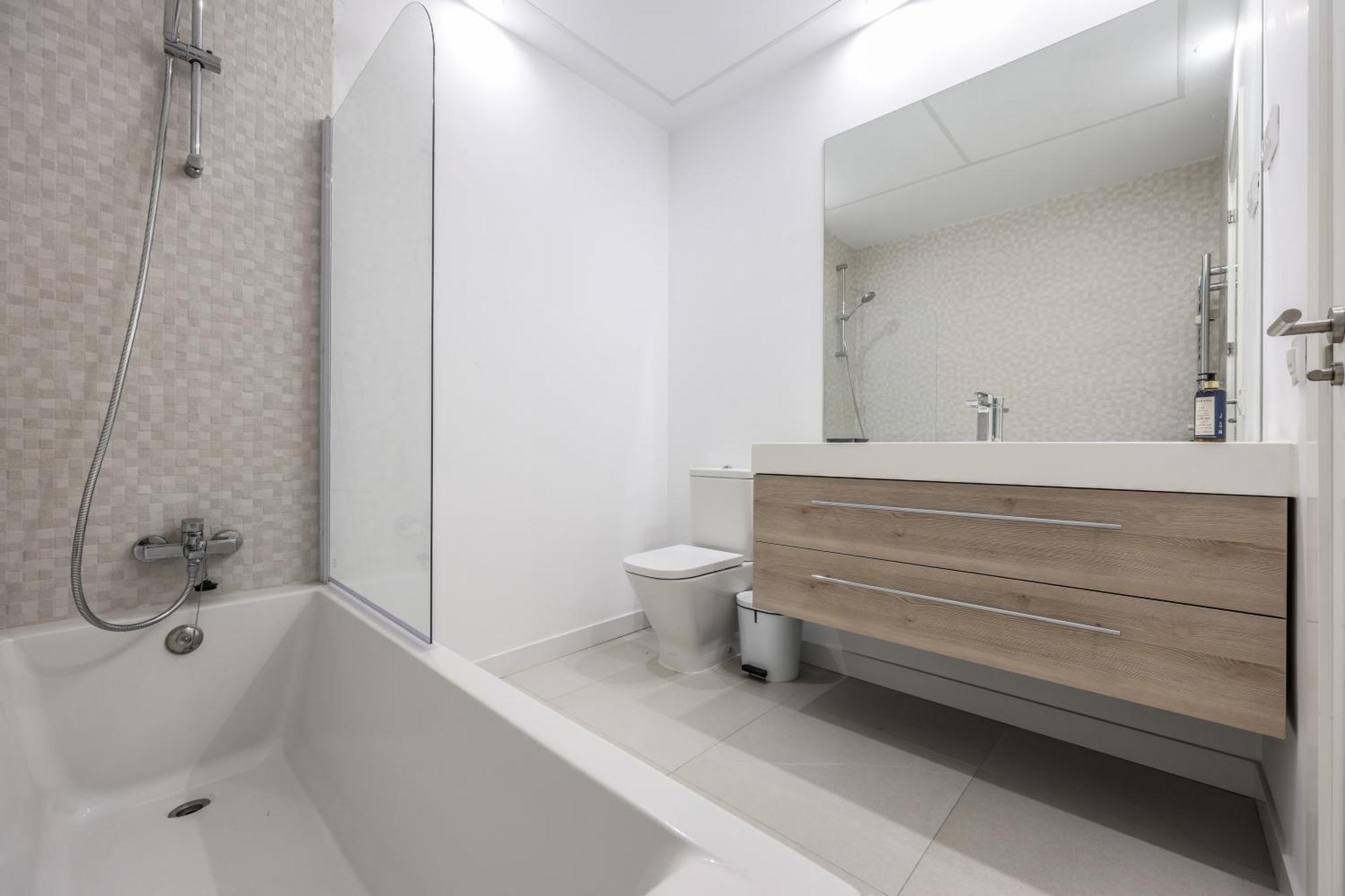 ホテル Be Coliving Madrid Centro エクステリア 写真